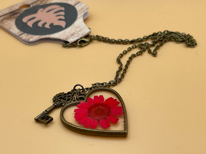 Red Daisy Necklace